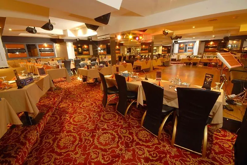 Claridge Hotel Dubai 3*,